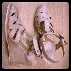 Frye Beautiful Leather Spring Sandals size 10